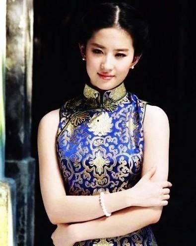 小楠旗袍爆料视频,独家爆料视频带你领略旗袍魅力  第3张