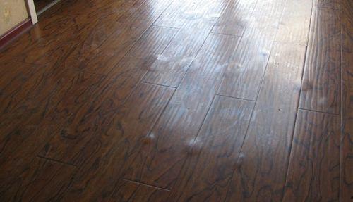 劣质地板爆料视频,视频曝光惊人内幕